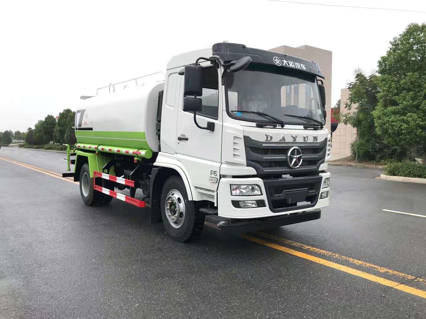 大运牌12吨洒水车 国六新款来袭