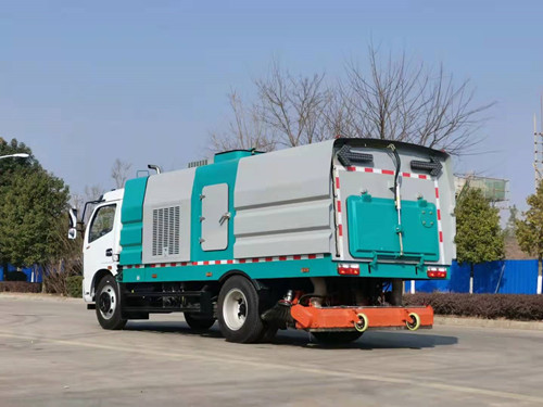 大福瑞卡8方吸尘车  国六吸尘车报价