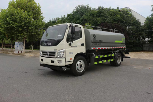 福田奥铃9方洒水车  爬坡王