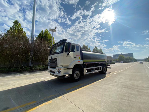 重汽NX15方洒水车 工程专用车